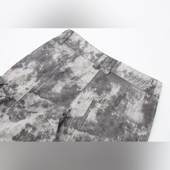 Multi Grey Euro Print With Pockets High Waisted Cargo Pants - Picture 8 of 9